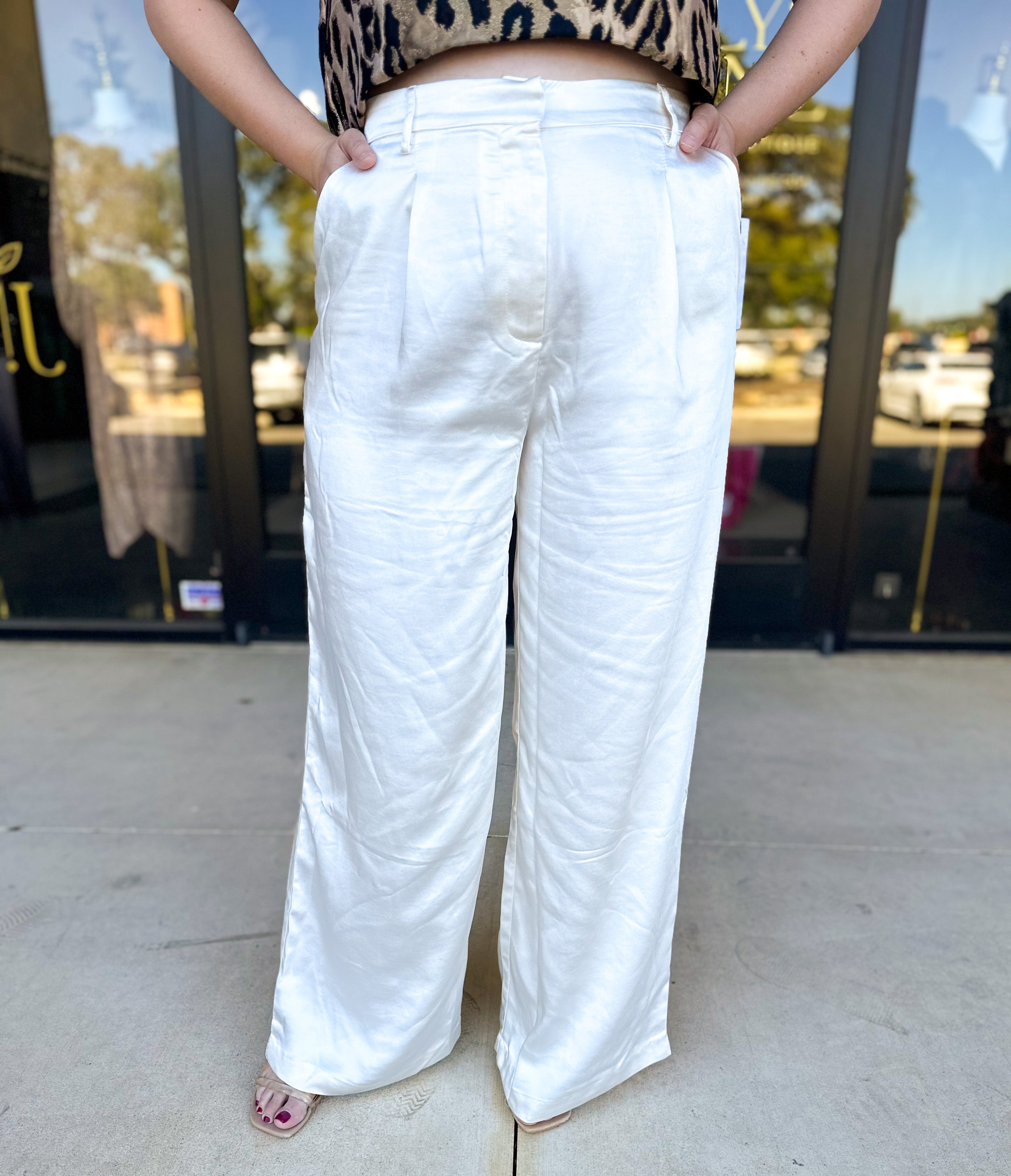 Chic Stain Trouser Pant - Cream-400 Pants-SKIES ARE BLUE-July & June Women's Fashion Boutique Located in San Antonio, Texas