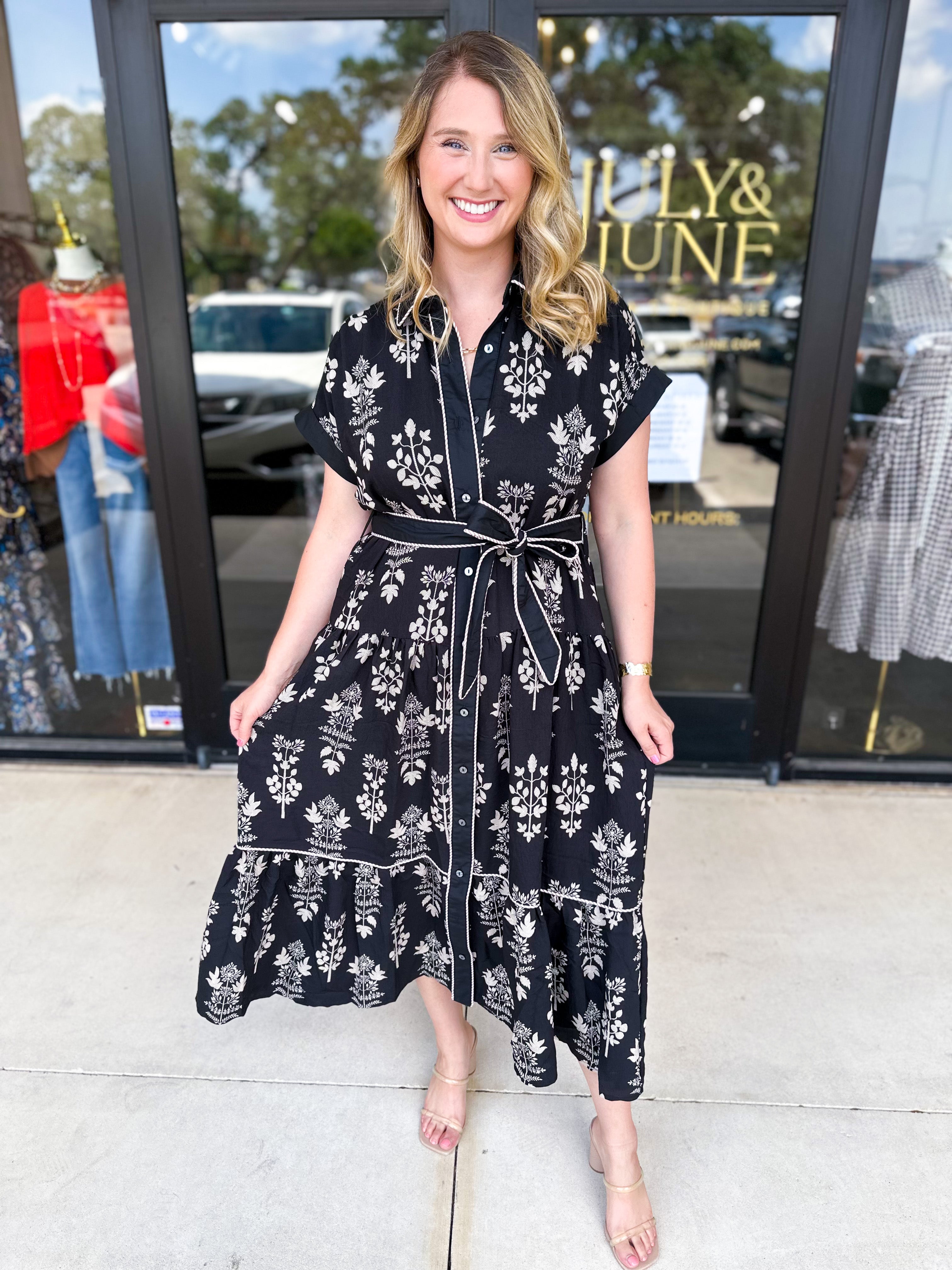 The Kailey Midi Dress - Black-500 Midi-ENTRO-July & June Women's Fashion Boutique Located in San Antonio, Texas