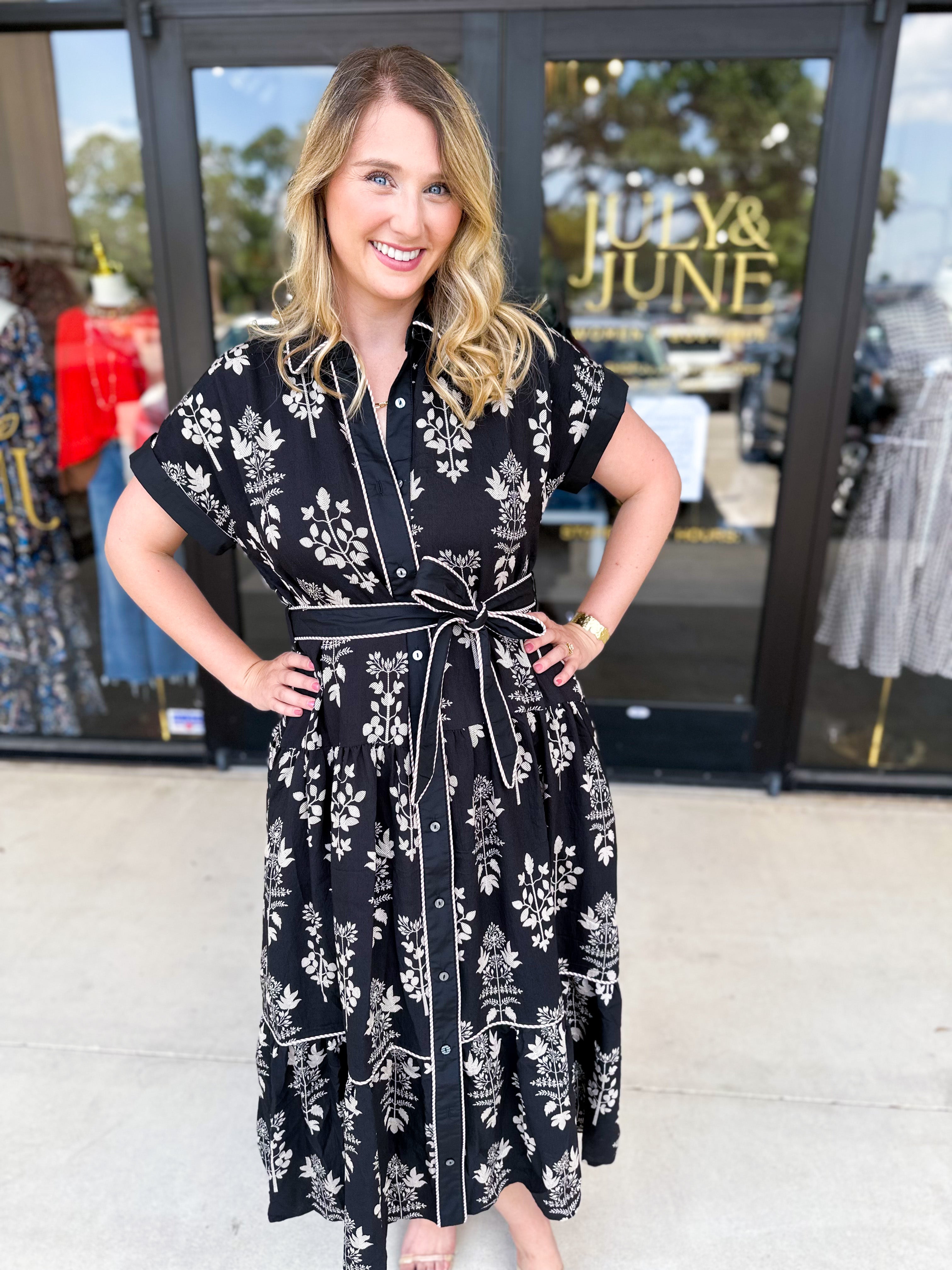 The Kailey Midi Dress - Black-500 Midi-ENTRO-July & June Women's Fashion Boutique Located in San Antonio, Texas