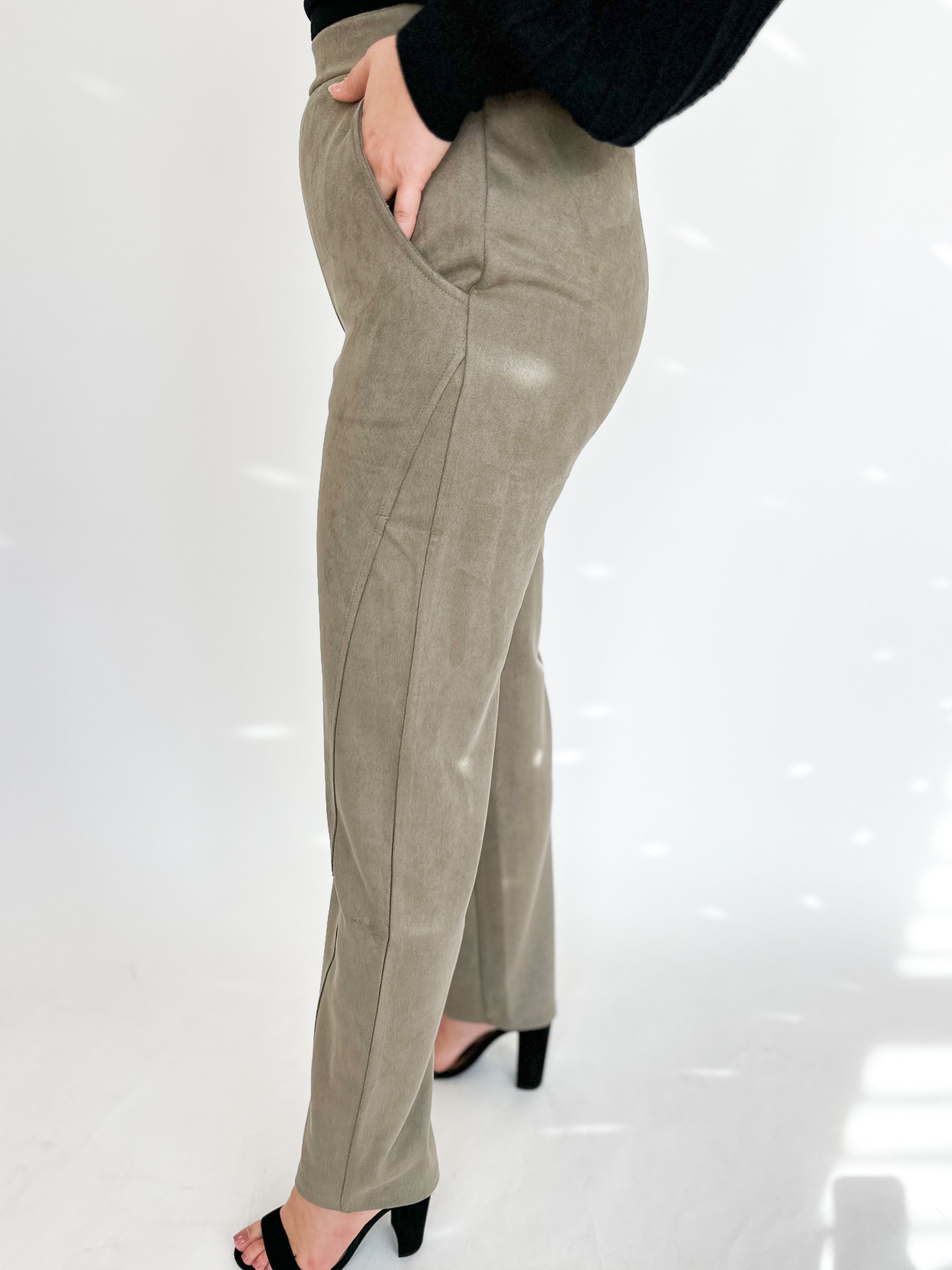 Chic Trousers - Mocha-400 Pants-ALLIE ROSE-July & June Women's Fashion Boutique Located in San Antonio, Texas
