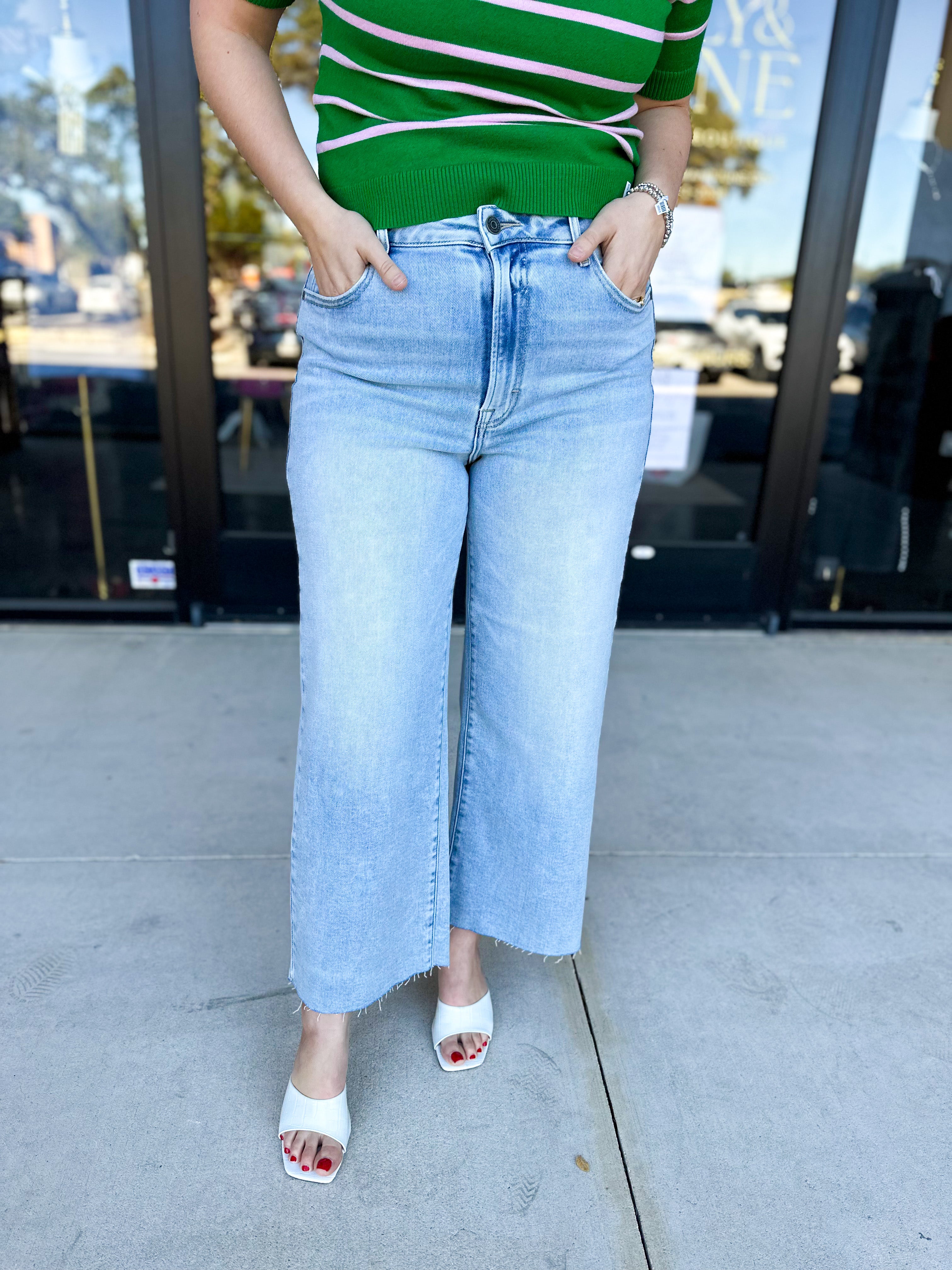 Hidden Jeans - Lightwash High Rise Jeans-400 Pants-HIDDEN JEANS-July & June Women's Fashion Boutique Located in San Antonio, Texas