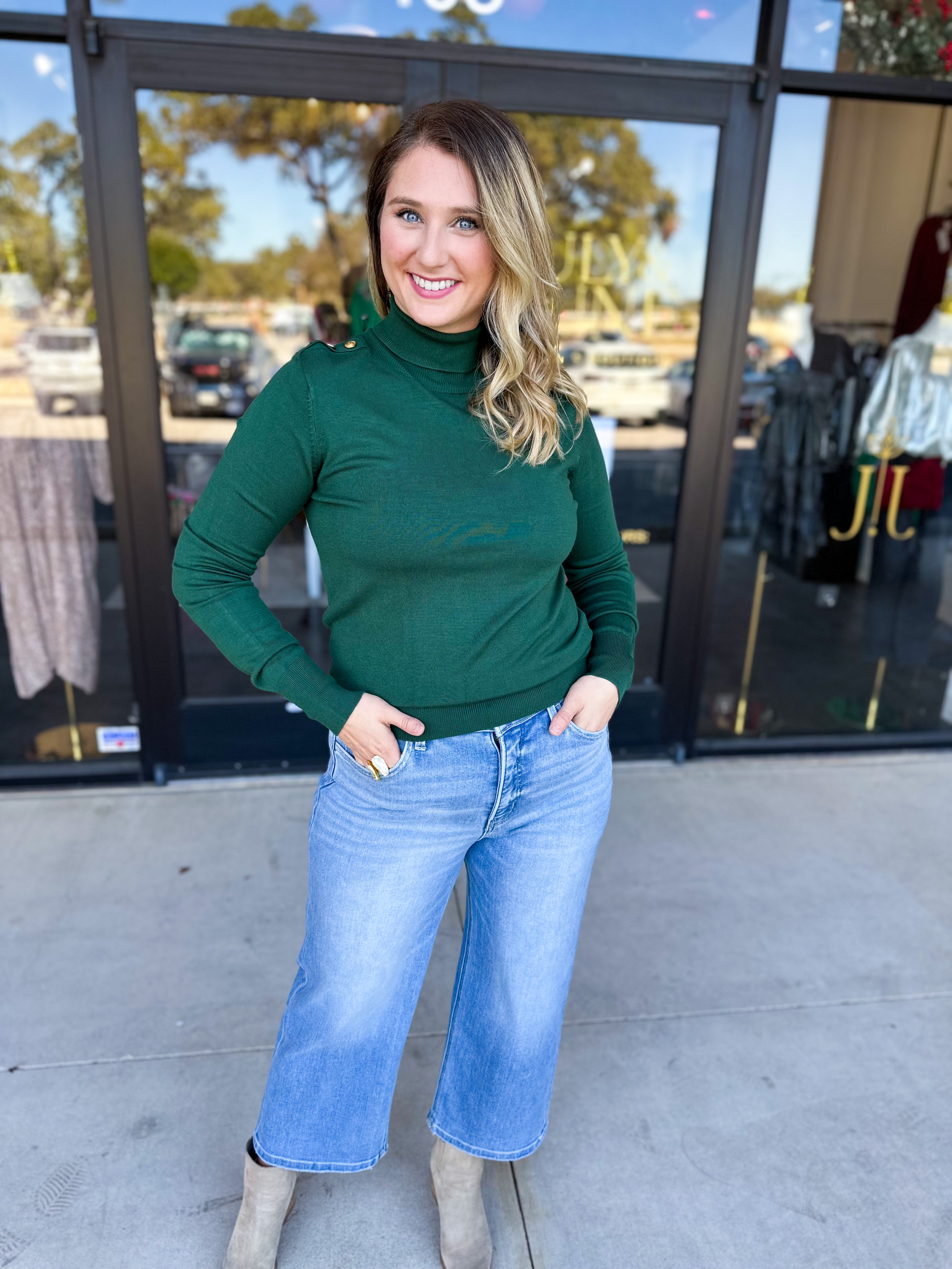 Classic Turtleneck Sweater Top - Hunter Green-230 Sweaters/Cardis-SKIES ARE BLUE-July & June Women's Fashion Boutique Located in San Antonio, Texas