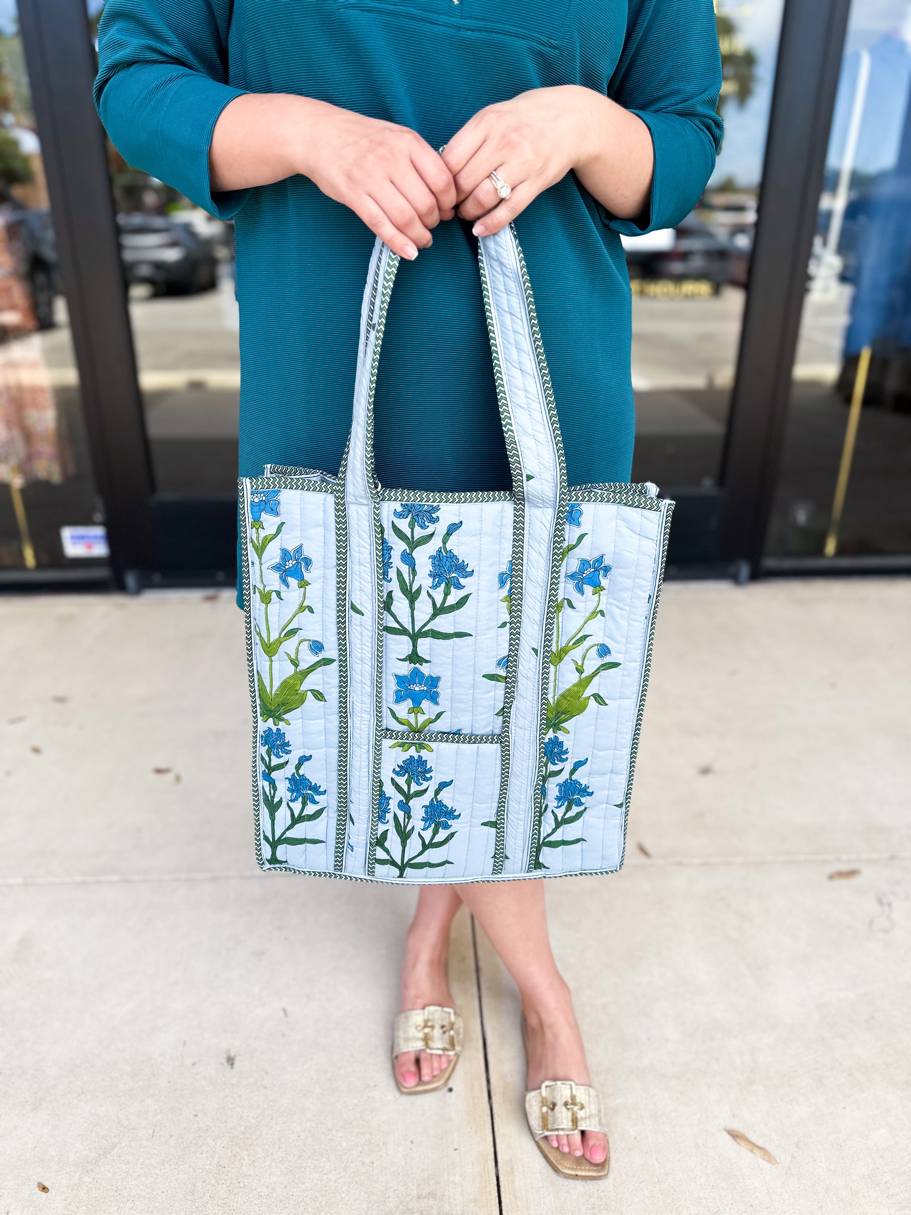 Iris Quilted Handbag-130 ACCESSORIES-HEART OF GRACE-July & June Women's Fashion Boutique Located in San Antonio, Texas