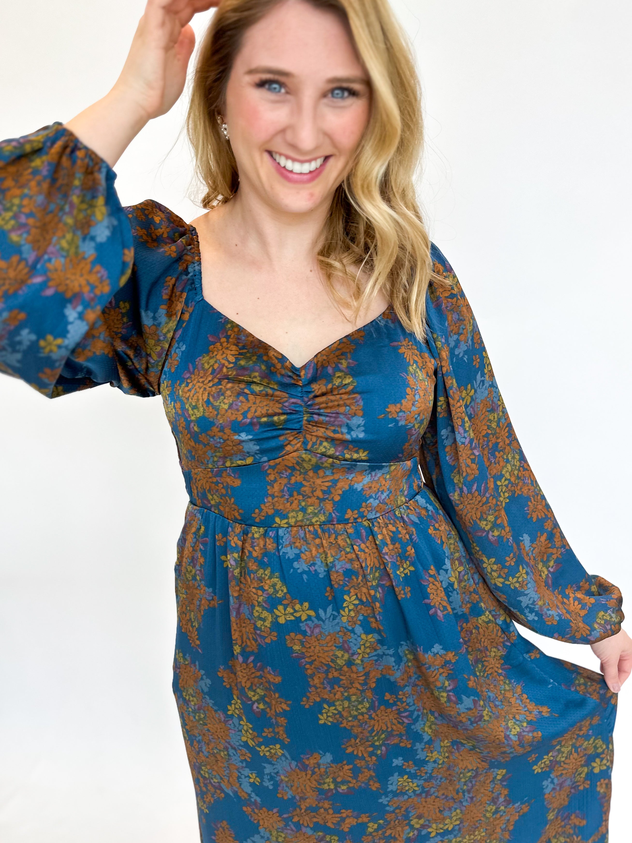 Deep Teal Floral Midi Dress-500 Midi-SKIES ARE BLUE-July & June Women's Fashion Boutique Located in San Antonio, Texas