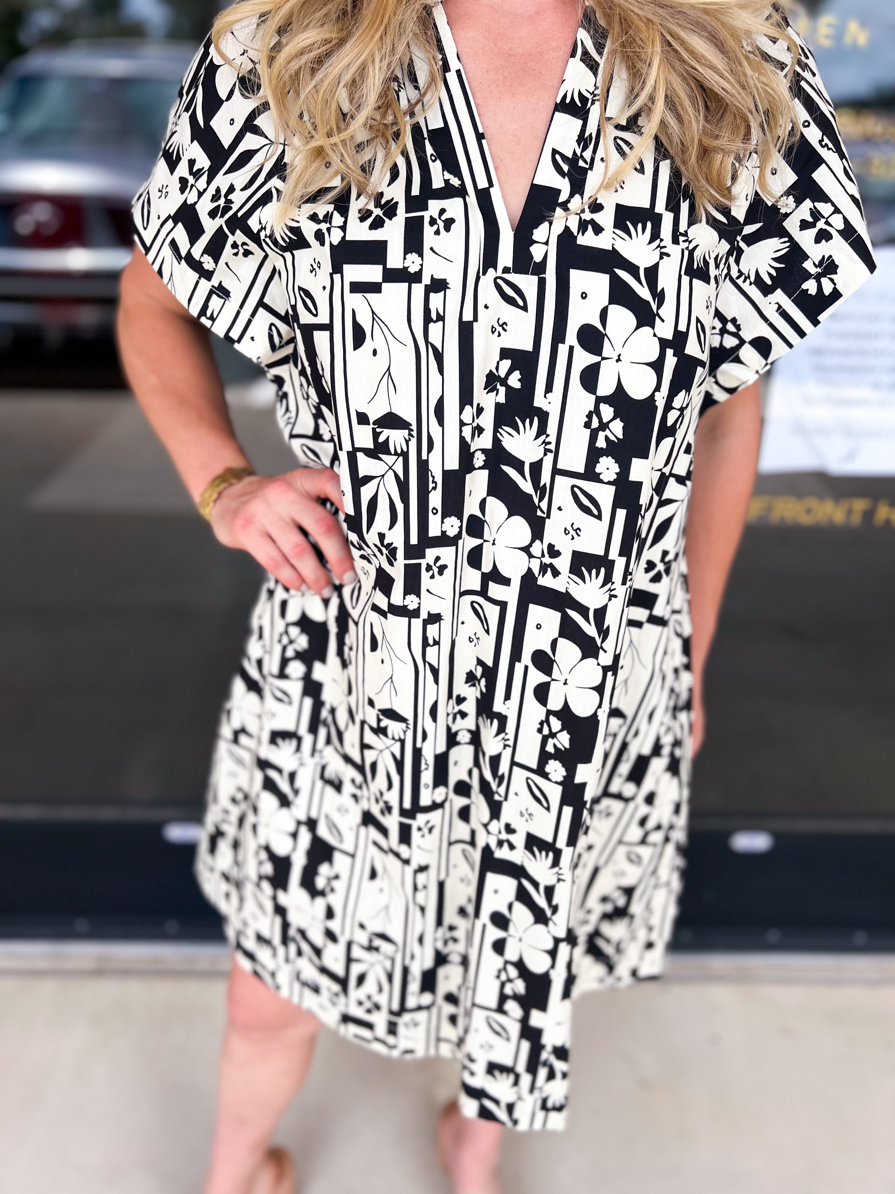 Black & White Abstract Mini Dress-510 Mini-PINCH-July & June Women's Fashion Boutique Located in San Antonio, Texas
