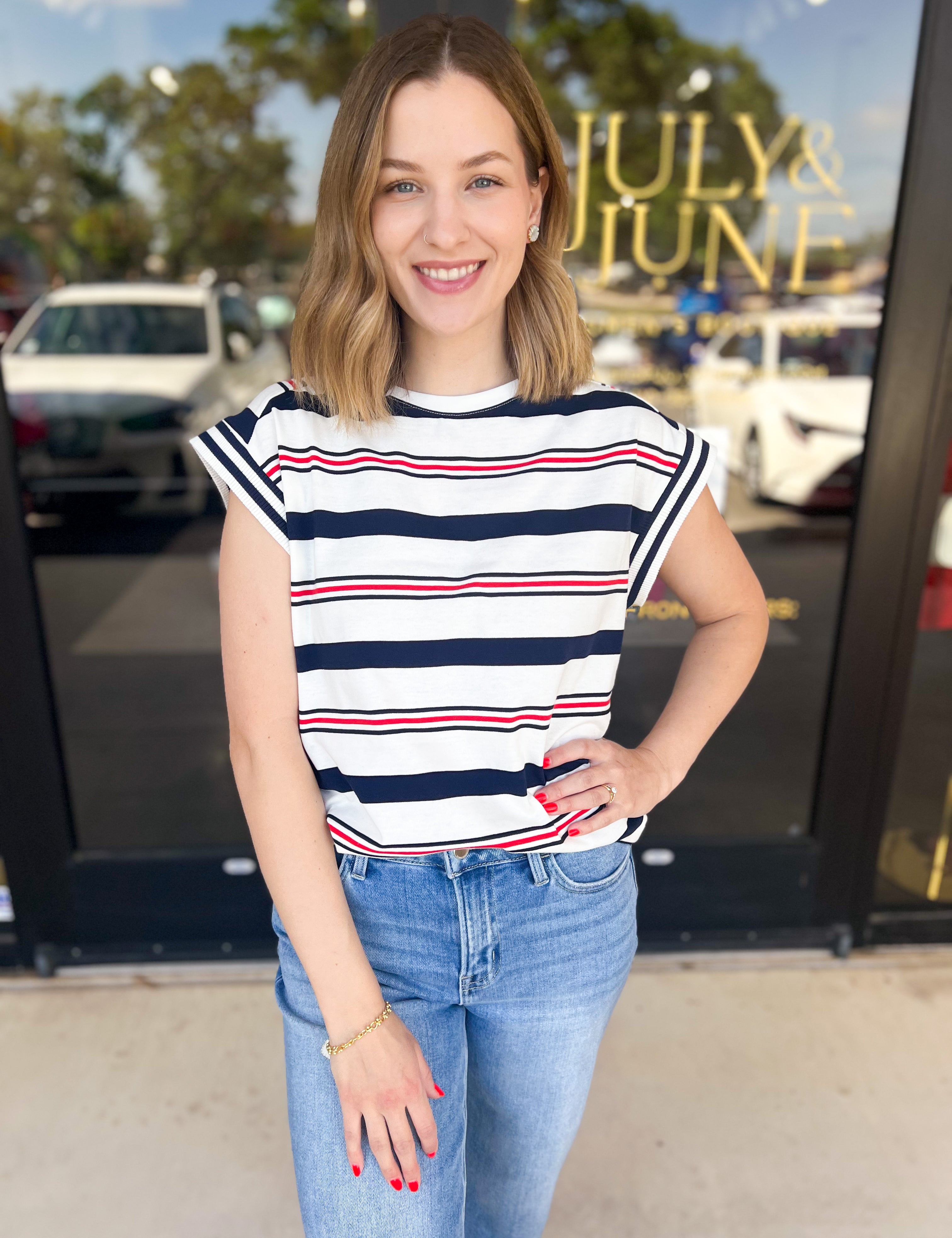 Navy & Red Casual Tee-210 Casual Blouses-FLYING TOMATO-July & June Women's Fashion Boutique Located in San Antonio, Texas